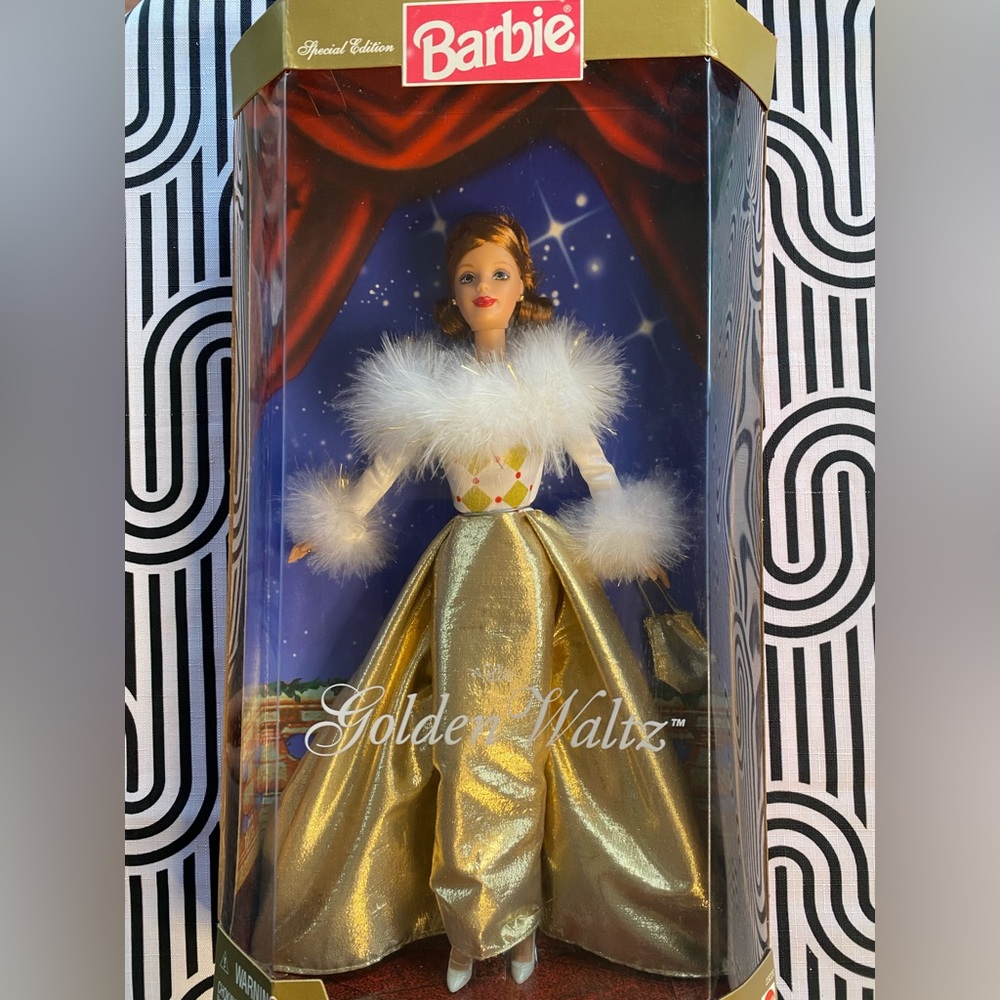 Vintage 1998 Golden Waltz Barbie   mattel 23220 NRFB box in excellent condition